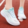 Mã M091: Giày nữ mùa hè với lỗ xỏ dây lớn, phần trên bằng lưới đơn khoét rỗng, giày chạy bộ