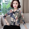 Mã L603: Áo sơ mi chiffon in họa tiết dài tay trung niên