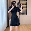 Mã M052: Đầm jacquard tay phồng cao cấp, sang trọng tinh tế; đầm đen nhỏ kiểu Trung Quốc hiện đại, nữ tính; sườn xám
