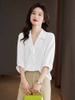 Mã M034: Áo sơ mi nữ màu trơn thời trang mới Xuân/Hè thiết kế cổ chữ V, tay lỡ sành điệu.