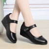 Mã L082 giày đế xuồng đế mềm bằng da thật cho phụ nữ cao cấp trung niên