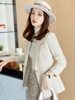 Mã G148: Áo khoác blazer màu trắng nhạt