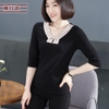 Mã D403: áo sơ mi tay lửng cổ chữ V kiểu phương Tây