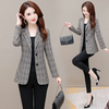 Mã K532: Áo khoác vest trung niên Blazer Mùa Xuân Nữ Kẻ Sọc