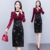 Mã A749 Giá 730K: đầm nhung dài tay cổ chữ v đính sequin