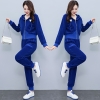 Mã E268: set bộ thể thao nữ phong cách phương tây sang trọng giảm tuổi