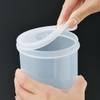 Hộp nhựa tròn Inomata có nắp 600ml