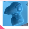 khuon-silicon-lam-rau-cau-cho-snoopy