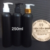 Chai nhựa đen 250ml vòi ấn, xịt giọt