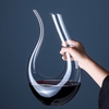 Bình Thủy Tinh Decanter Đựng Rượu Vang Hình Chữ U Cao Cấp [ Dung Tích 1500ml ]Nội dung 3