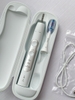 Bàn chải điện Philips Sonicare 7000 (hàng trưng bày 95-99%)