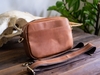 Túi đeo chéo nam đơn giản. Túi da nam đeo chéo Messenger basic Manuk Leather 7in