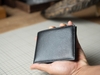 Ví da bò vân Arlan đen 9 x 11.5cm nhỏ gọn, phiên bản plus 4 ngăn phụ 5 ngăn thẻ, có ngăn kéo, ví da bò Manuk Leather
