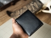 Ví da nappa đen 9.5 x 12.5cm truyền thống, vân da tự nhiên có ngăn kéo, ví da bò Manuk Leather