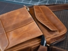 Túi đeo chéo da bò đựng ipad 11in, dòng túi messenger da thật đựng ipad Manuk Leather