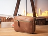 Túi đeo chéo nam đơn giản. Túi da nam đeo chéo Messenger basic Manuk Leather 7in