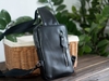 Túi đeo chéo da bò nhỏ gọn mini travel bag Manuk Leather đen trơn