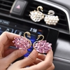 Kẹp Cửa Gió Ô Tô Hình Thiên Nga Khuếch Tán Nước Hoa