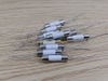Cầu chì sứ cắm 25A 250VAC khích thước 5x20mm mới 100% !