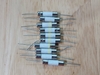 Cầu chì sứ cắm 3a 250v kích thước 5x20mm mới 100%
