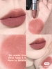 son môi Mac powder kiss (vỏ đen nhám)