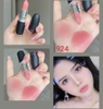 son môi Mac powder kiss (vỏ đen nhám)