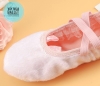 Giày vải múa viền ren kem