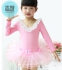 Váy múa cổ tim ren dài tay