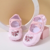 Giày múa satin mềm