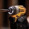 Máy khoan vặn vít dùng pin Dewalt DCF601D2