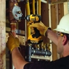 Máy vặn bulon dùng pin Dewalt DCF880M2