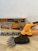 Máy cắt tỉa hàng rào dùng pin 20V Ingco CSTLI2001