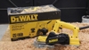 Máy bào 600W Dewalt D26676