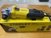 Máy mài cầm tay 900W Stanley STGS9100