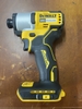 Máy vặn vít pin 20V max Dewalt DCF840P2