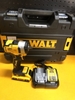 Máy siết bulon dùng pin 20V Dewalt DCF911D1