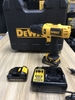 Máy khoan cầm tay 10.8V-1.3A.h Dewalt DCD716C2K-B1