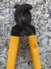 Kềm cắt cáp điện 24 inch Ingco HCCB20124