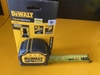 Thước cuộn thép DEWALT DWHT3692630