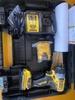 Máy khoan vặn vít dùng pin Dewalt DCF601D2