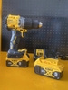 Máy khoan dùng pin 20V Max Dewalt DCD805P2