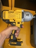 Máy vặn bulon dùng pin Dewalt DCF899HN
