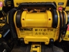 Máy bơm hơi 18V Dewalt DCC018N