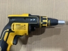 Máy vặn vít thạch cao 18V/20V Max Dewalt DCF620N