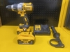 Máy khoan 18V Dewalt DCD996M2