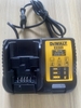 Bộ sạc pin 10.8-18V Dewalt DCB112
