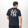 ao-thoi-trang-nam-nu-new-new-york-yankees-animal-paisley-navy-13774277-hang-chin