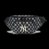 tui-mlb-monogram-hip-sack-new-york-yankees-3ahsm012n-50bks-hang-chinh-hang