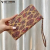Ví Cầm Tay Vintage Họa Tiết Chữ Nhật GHA1412 – Gọn Gàng, Tiện Dụng, Phong Cách Cổ Điển