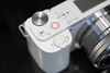 used-may-anh-sony-zv-e10-lens-16-50mm-f3-5-5-6